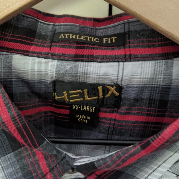 👣Helix Red and Black Plaid Western Shirt - Picture 2 of 3